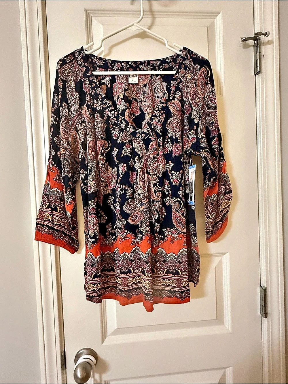 Bila Paisley Blouse New With Tags Large 3/4 Sleeves